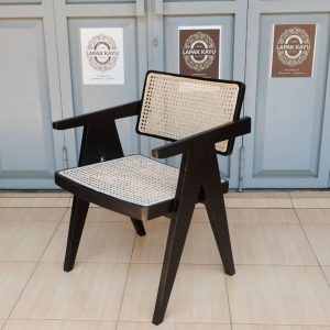 Pierre Jeannerete Minimalis Black Doff Chair