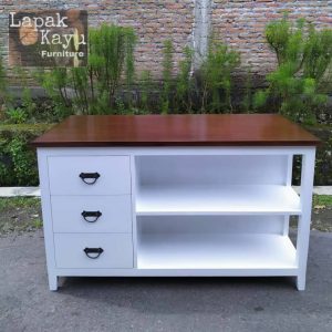 Minimalist White Natural Table