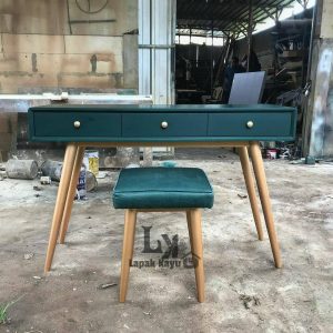 Dressing Table Retro