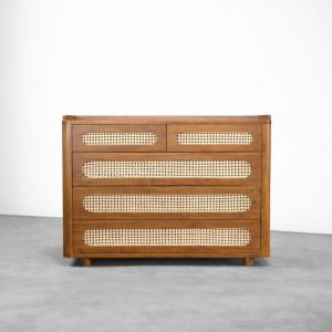Rautan Credenza.