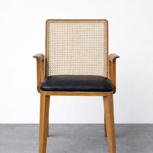 Saga Chair